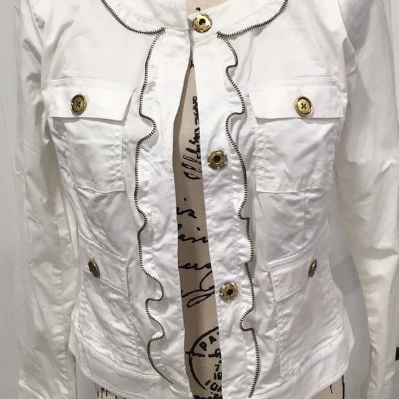 NWOT. MICHAEL KORS Ruffle Zipper Utility Jacket White Button Closure P2P 18.5โ - Picture 2 of 12